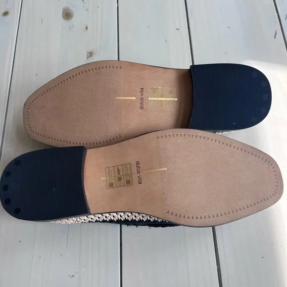 New, Dolce Vita Halley Black and Cream Patterned Loafers - Picture 4 of 8